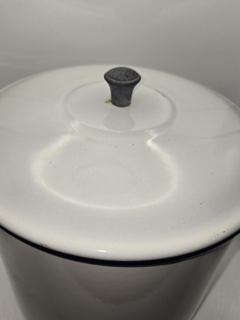 Vintage Blue & White Enamel Stock Pot Bottom Has Cracking Water Line Metal - Picture 2 of 9